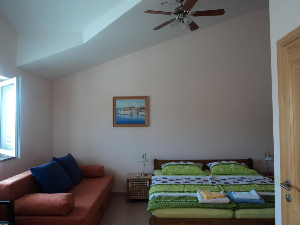 Apartments Delfini Светі Филип-і-Яков Номер фото